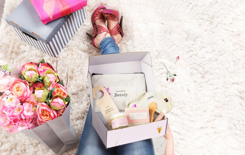 self care subscription boxes for women, bath and body pampering subscription boxes